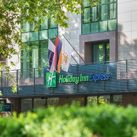 Holiday Inn Express - Yerevan By Ihg Exterior foto