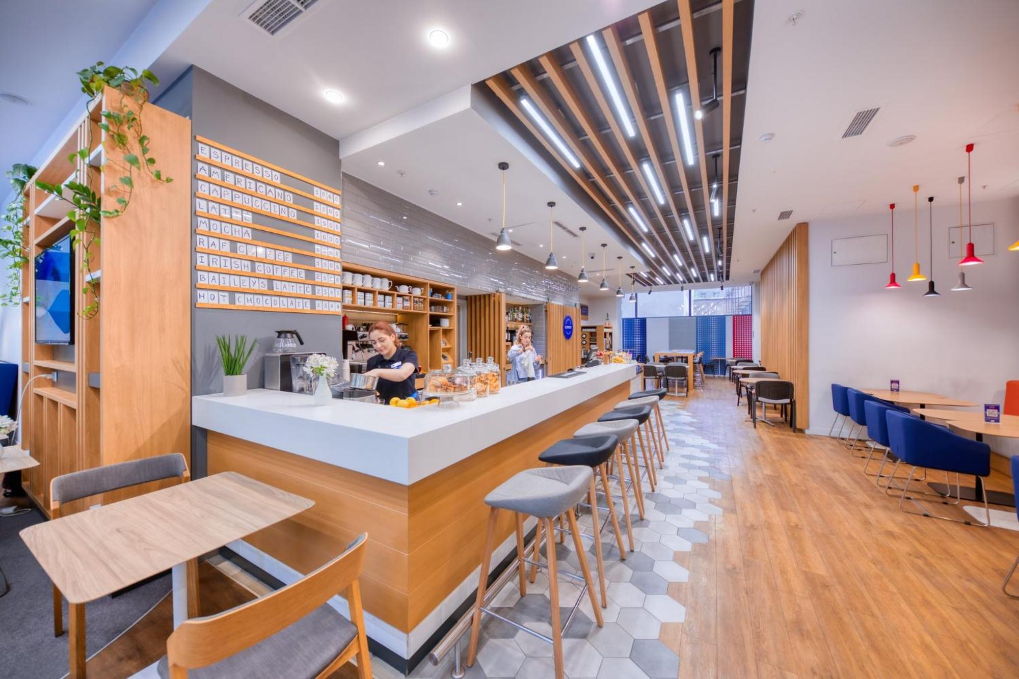 Holiday Inn Express - Yerevan By Ihg Exterior foto